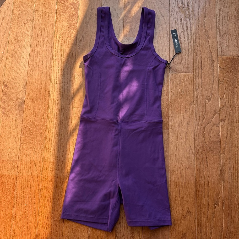 Set Active Brand New (NWT) Sportbody Shorty Suit - Swish